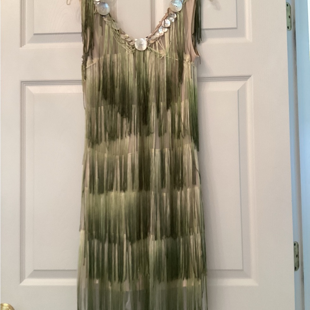 Astr Gold Sheath Mini Dress Sleeveless Scoop Neck